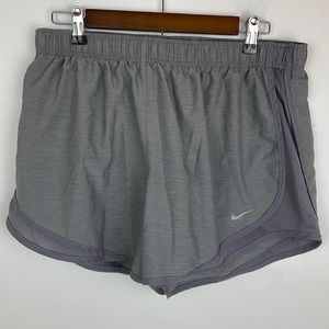 Nike Dri Fit Running Shorts Color Gray Women's Size XL Lining Tempo Drawstring